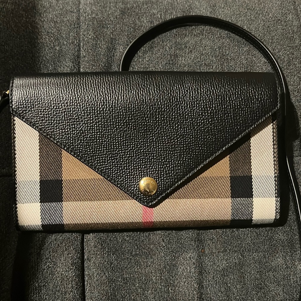 Burberry Hannah bag.